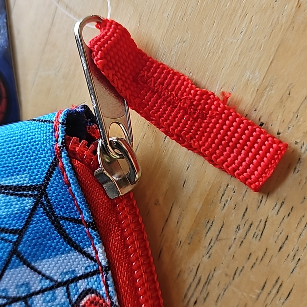 SPIDERMAN CASE - Picture 10 of 13